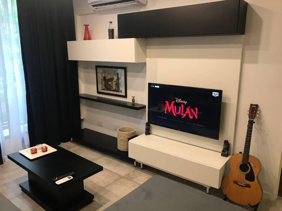 Suite In San Telmo Dormitorio En Suite Con Dos Banos Y Balcon A La Calle Ciudad Autónoma de Ciudad Autónoma de Buenos Aires Exterior foto